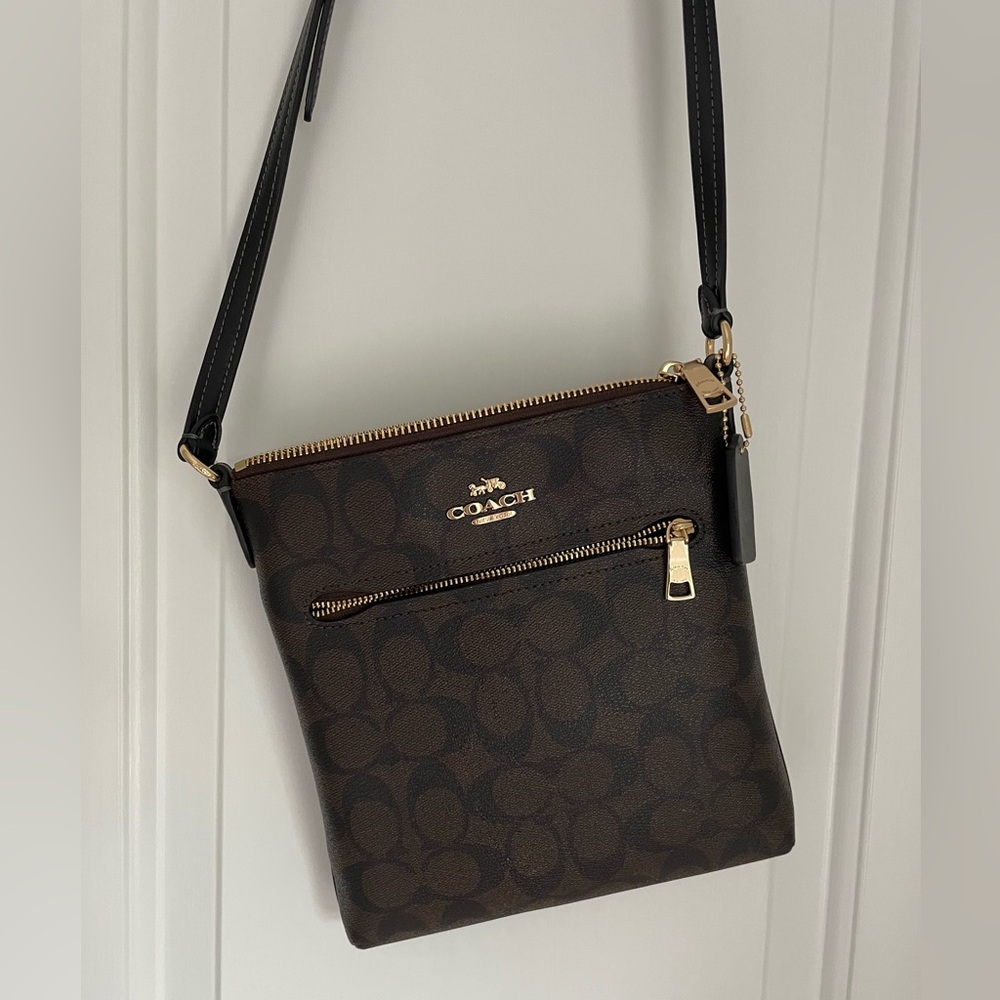 Coach crossbody brown NWOT